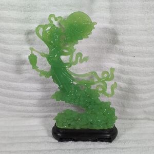 Elegant Vita Faux Green Jade Asian Woman